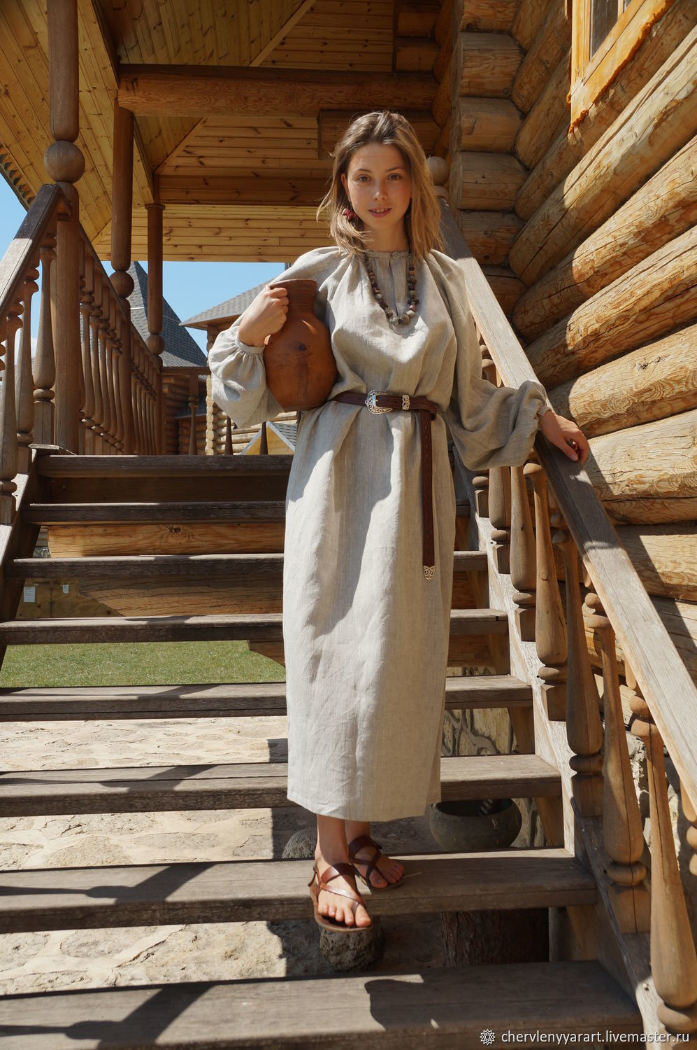 Girls in Slavic costumes in Manisales